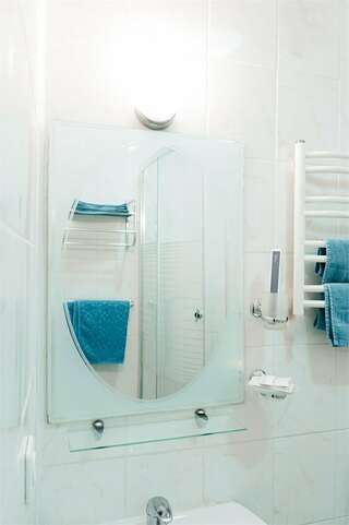 Гостиница Котбус Калининград Полулюкс мансардный трехместный-15