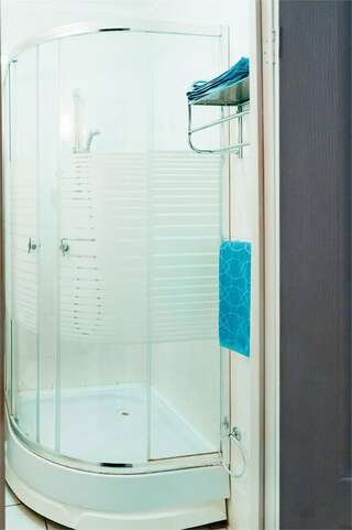 Гостиница Котбус Калининград Полулюкс мансардный трехместный-14